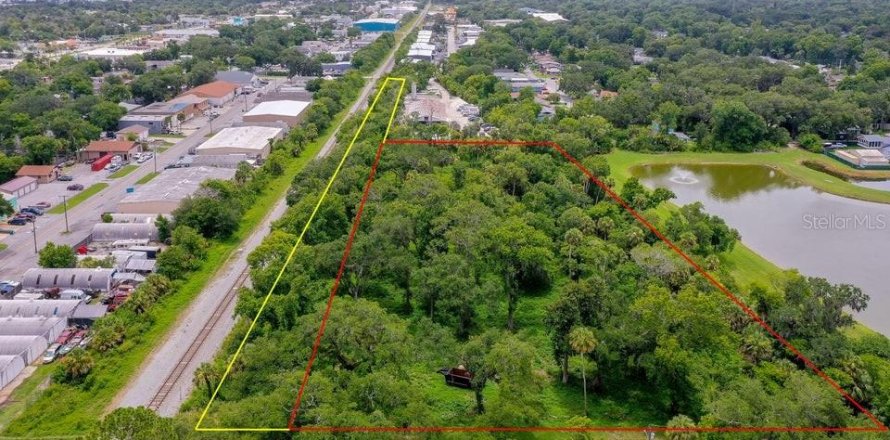 Terreno en Daytona Beach, Florida № 1825309