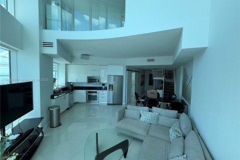 Condo in Miami, Florida, 3 bedrooms  № 1951052 - photo 6