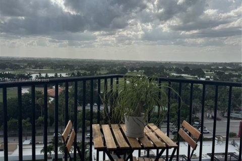 Купить кондоминиум в Дорал, Флорида 1 спальня, 72.19м2, № 1983397 - фото 14