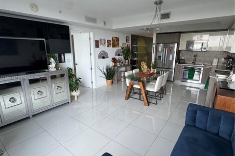 Купить кондоминиум в Дорал, Флорида 1 спальня, 72.19м2, № 1983397 - фото 12