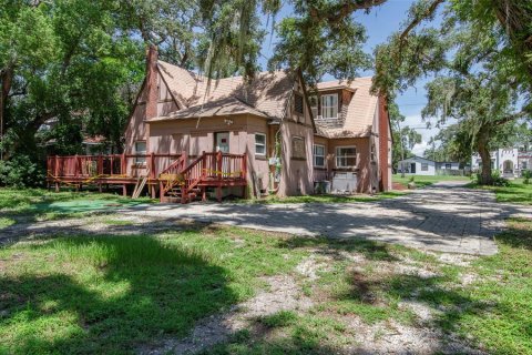 House in Saint Petersburg, Florida 3 bedrooms, 154.03 sq.m. № 2347280 - photo 8
