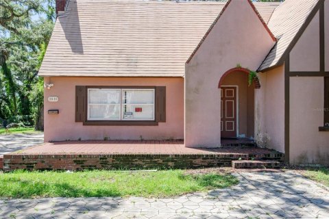 House in Saint Petersburg, Florida 3 bedrooms, 154.03 sq.m. № 2347280 - photo 3