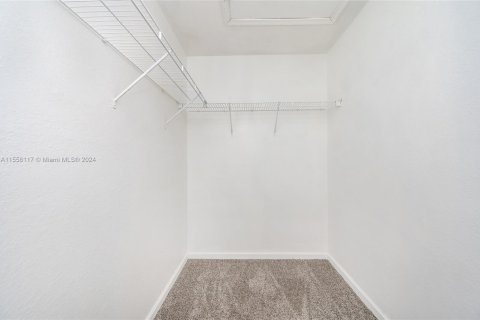 Купить таунхаус в Хомстед, Флорида 3 спальни, 120.96м2, № 1958966 - фото 29