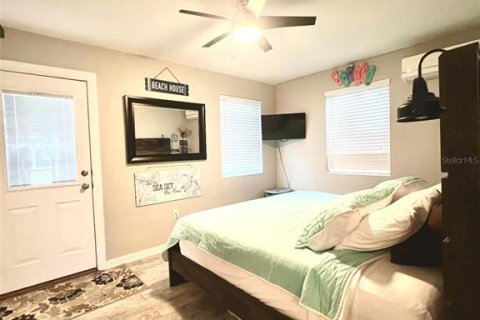 Duplex à vendre à Saint Pete Beach, Floride: 2 chambres, 93.65 m2 № 2234700 - photo 8