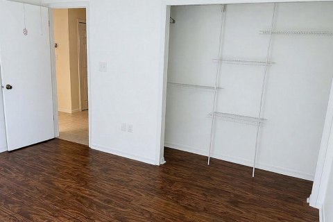 Casa en venta en St. Lucie, Florida, 3 dormitorios, 192.96 m2 № 2179038 - foto 16