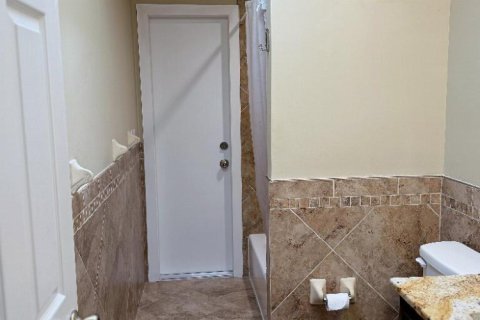 Casa en venta en St. Lucie, Florida, 3 dormitorios, 192.96 m2 № 2179038 - foto 17