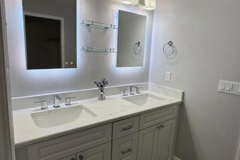 Casa en venta en St. Lucie, Florida, 3 dormitorios, 192.96 m2 № 2179038 - foto 23