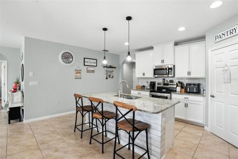 Villa ou maison à vendre à Fort Myers, Floride: 4 chambres, 169.83 m2 № 1795128 - photo 10