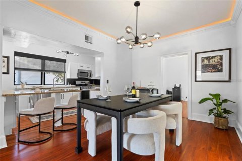 Villa ou maison à louer à Bradenton, Floride: 4 chambres, 178.93 m2 № 1912359 - photo 3