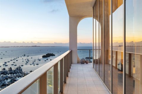 Купить кондоминиум в Майами, Флорида 5 спален, 614.18м2, № 1942176 - фото 6