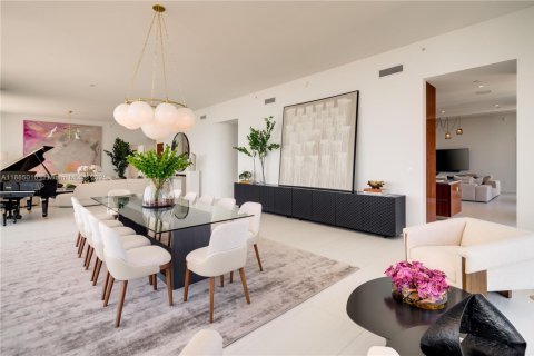 Купить кондоминиум в Майами, Флорида 5 спален, 614.18м2, № 1942176 - фото 10