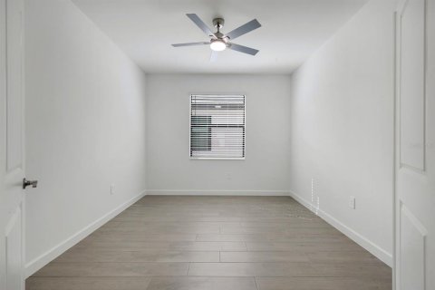 Casa en alquiler en Estero, Florida, 3 dormitorios, 204.57 m2 № 2092310 - foto 10