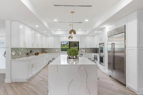Casa en venta en Southwest Ranches, Florida, 5 dormitorios, 385.17 m2 № 2382139 - foto 10