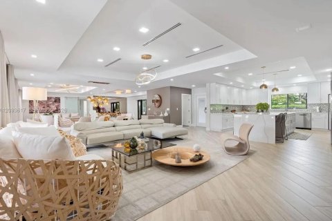 Casa en venta en Southwest Ranches, Florida, 5 dormitorios, 385.17 m2 № 2382139 - foto 7
