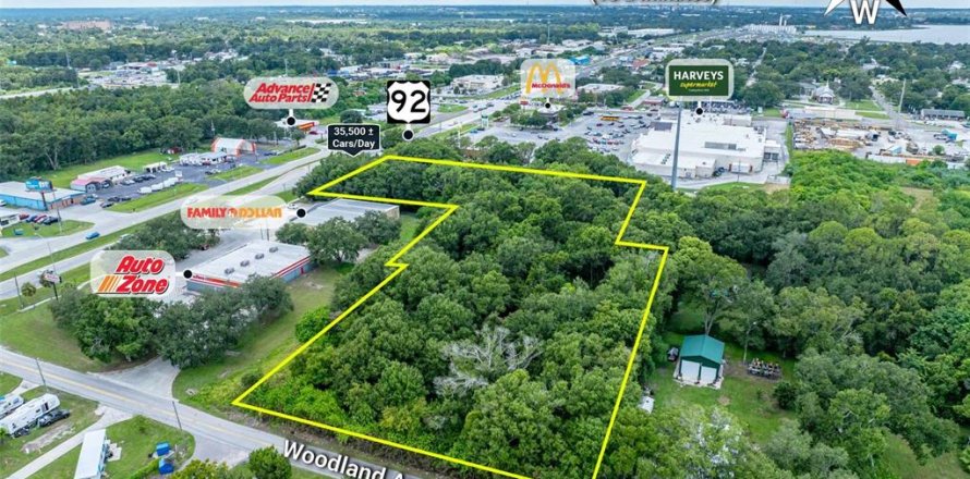 Terreno en Lakeland, Florida № 1912327