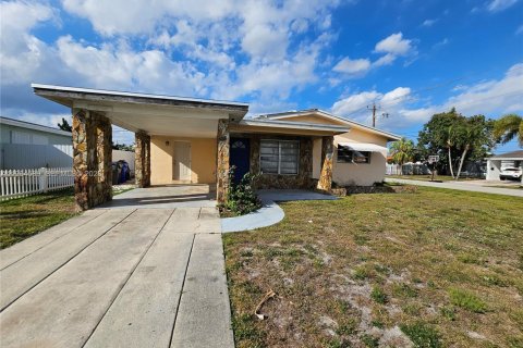 Villa ou maison à louer à Hollywood, Floride: 2 chambres, 106.84 m2 № 2025959 - photo 4