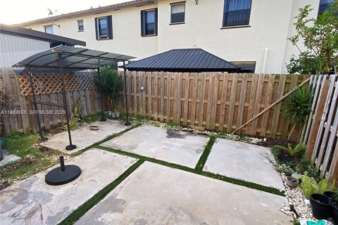 Adosado en alquiler en Homestead, Florida, 3 dormitorios, 169.92 m2 № 2018164 - foto 11