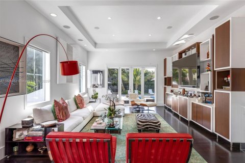 Villa ou maison à vendre à Pinecrest, Floride: 7 chambres, 522.11 m2 № 1980775 - photo 14