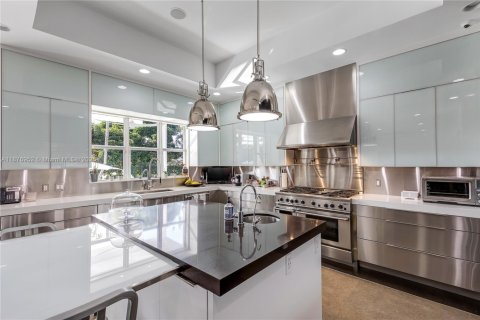 Villa ou maison à vendre à Pinecrest, Floride: 7 chambres, 522.11 m2 № 1980775 - photo 11