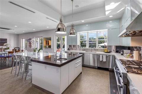 Villa ou maison à vendre à Pinecrest, Floride: 7 chambres, 522.11 m2 № 1980775 - photo 13