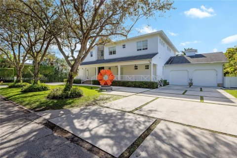 Villa ou maison à vendre à Pinecrest, Floride: 7 chambres, 522.11 m2 № 1980775 - photo 2