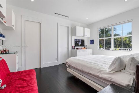 Villa ou maison à vendre à Pinecrest, Floride: 7 chambres, 522.11 m2 № 1980775 - photo 26