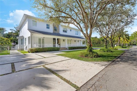 Villa ou maison à vendre à Pinecrest, Floride: 7 chambres, 522.11 m2 № 1980775 - photo 3