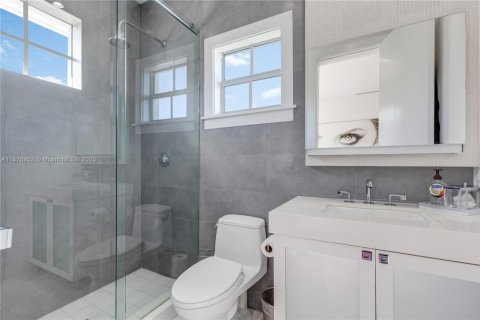 Villa ou maison à vendre à Pinecrest, Floride: 7 chambres, 522.11 m2 № 1980775 - photo 25