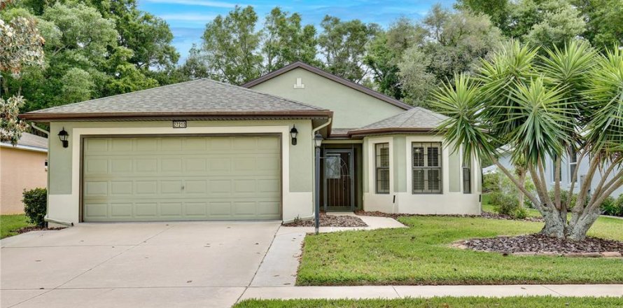 Casa en Leesburg, Florida 3 dormitorios, 148.74 m2 № 2098010