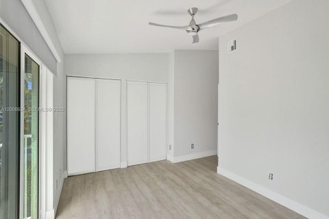 Touwnhouse à louer à Fort Lauderdale, Floride: 2 chambres, 113.71 m2 № 2071337 - photo 21