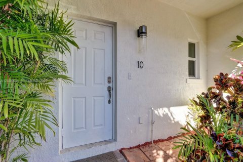 Touwnhouse à louer à Fort Lauderdale, Floride: 2 chambres, 113.71 m2 № 2071337 - photo 25