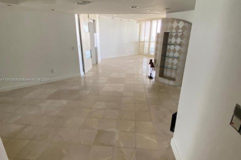 Condo in Aventura, Florida, 3 bedrooms  № 1099410 - photo 9