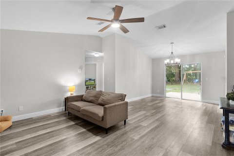 Villa ou maison à vendre à Ocala, Floride: 3 chambres, 108.7 m2 № 1778719 - photo 5