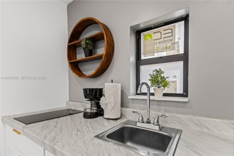 Снять в аренду виллу или дом в Майами, Флорида 41.81м2, № 2085068 - фото 15