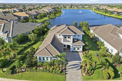 Villa ou maison à vendre à Lakewood Ranch, Floride: 5 chambres, 343.92 m2 № 2430765 - photo 3