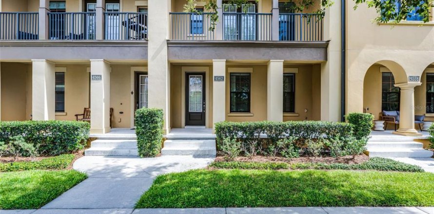 Adosado en Orlando, Florida 3 dormitorios, 203.08 m2 № 1805251