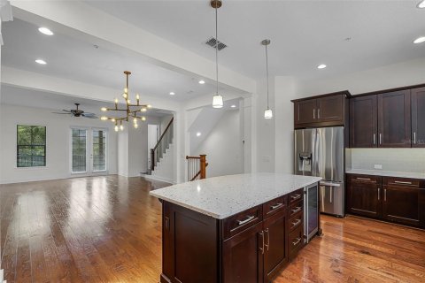 Adosado en venta en Orlando, Florida, 3 dormitorios, 203.08 m2 № 1805251 - foto 16