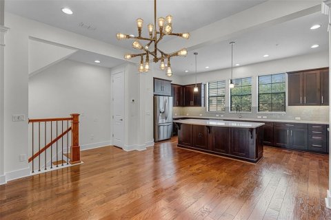 Adosado en venta en Orlando, Florida, 3 dormitorios, 203.08 m2 № 1805251 - foto 14