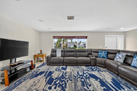 Villa ou maison à vendre à Deerfield Beach, Floride: 3 chambres, 173.26 m2 № 2431284 - photo 18