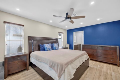 Villa ou maison à vendre à Deerfield Beach, Floride: 3 chambres, 173.26 m2 № 2431284 - photo 30