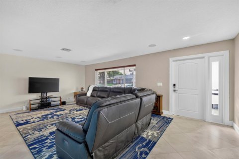 Villa ou maison à vendre à Deerfield Beach, Floride: 3 chambres, 173.26 m2 № 2431284 - photo 17