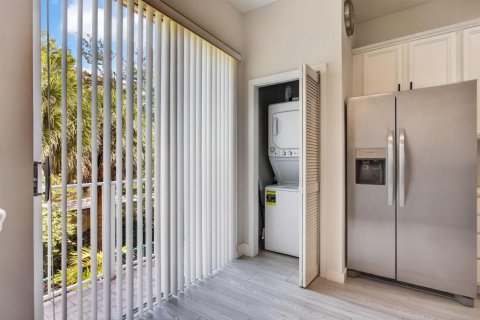 Touwnhouse à louer à Pompano Beach, Floride: 3 chambres, 160.54 m2 № 2178020 - photo 9