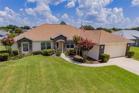 Casa en venta en Ocala, Florida, 3 dormitorios, 214.51 m2 № 1856419 - foto 1