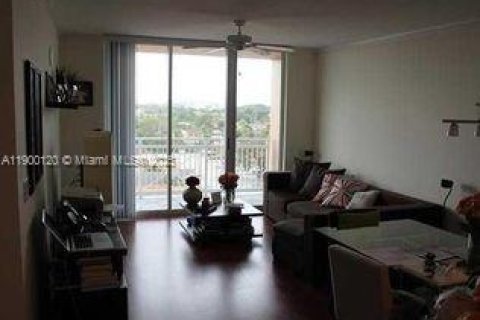 Снять в аренду кондоминиум в Майами, Флорида 1 спальня, 69.68м2, № 1952799 - фото 5