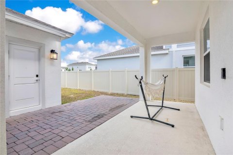 House in Clermont, Florida 4 bedrooms, 203.08 sq.m. № 2166121 - photo 14