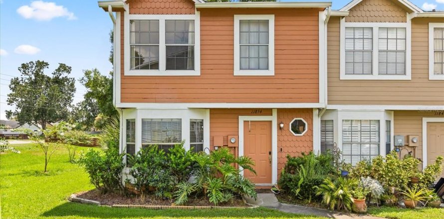 Townhouse in Orlando, Florida 3 bedrooms, 93.65 sq.m. № 1849578