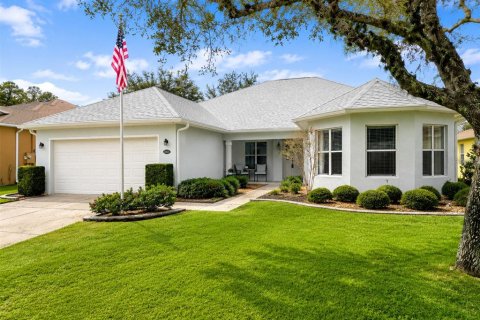 Villa ou maison à Leesburg, Floride 3 chambres, 212 m2 № 2149837