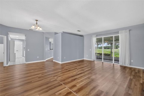 Villa ou maison à vendre à Leesburg, Floride: 3 chambres, 212 m2 № 2149837 - photo 8