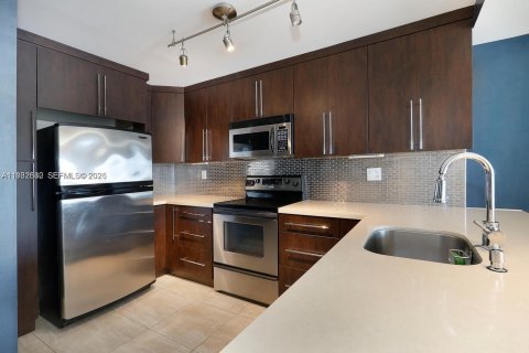 Купить кондоминиум в Майами, Флорида 2 спальни, 132.85м2, № 2080419 - фото 8