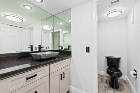 Condo in Davie, Florida, 2 bedrooms № 2265731 - photo 11